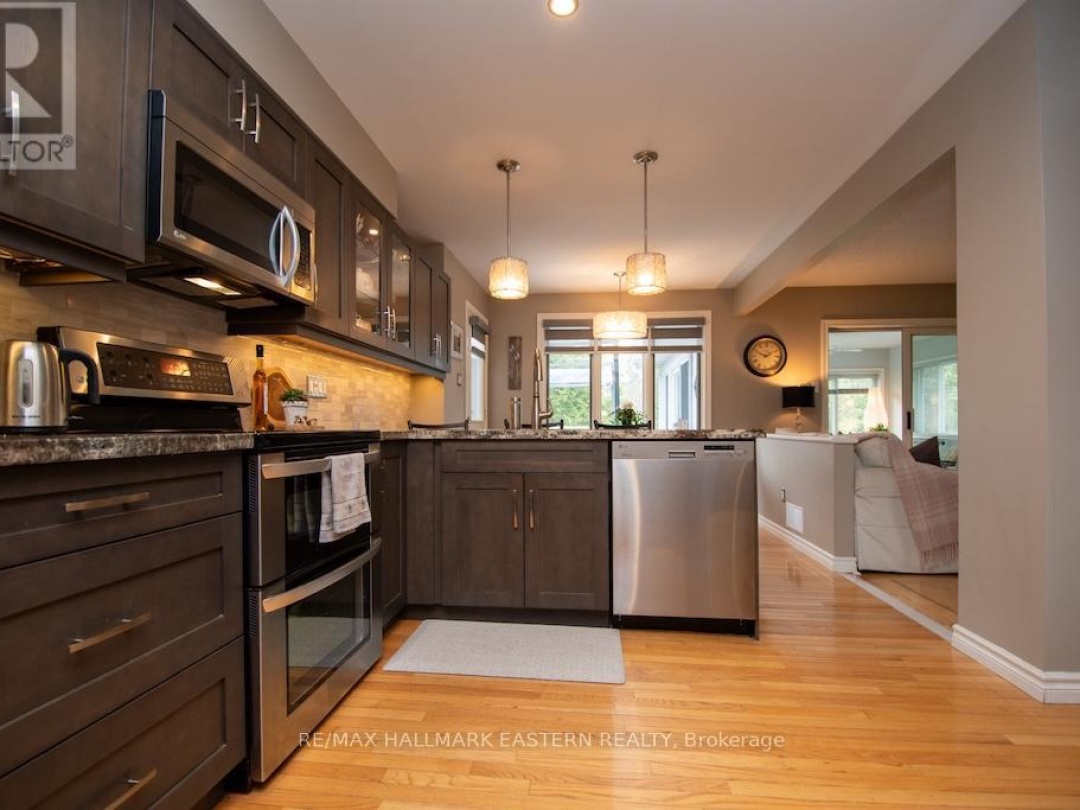 38 PATRICIA PLACE, Kawartha Lakes (Bobcaygeon)