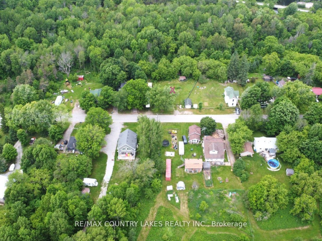 24 Richmond Street W, Kawartha Lakes (Carden)