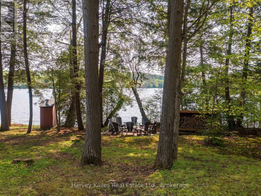 1033 SCOTT LANE, Oxbow Lake
