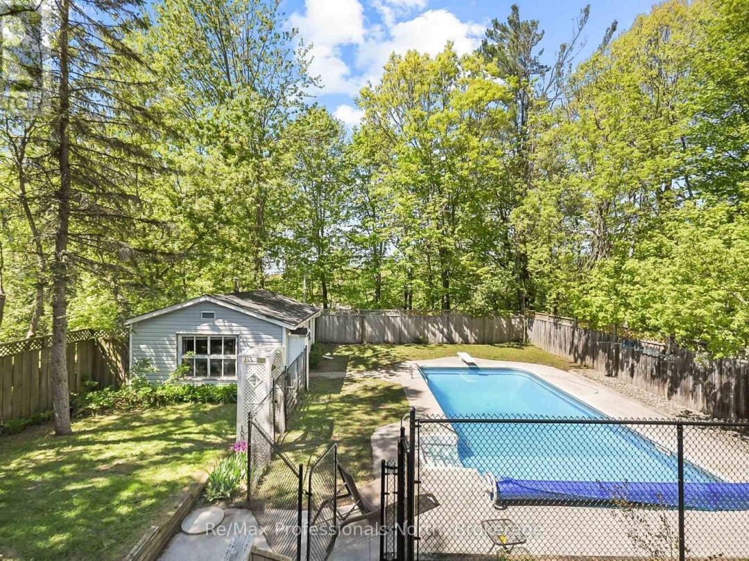 110 FRASER STREET, Gravenhurst (Muskoka (S))