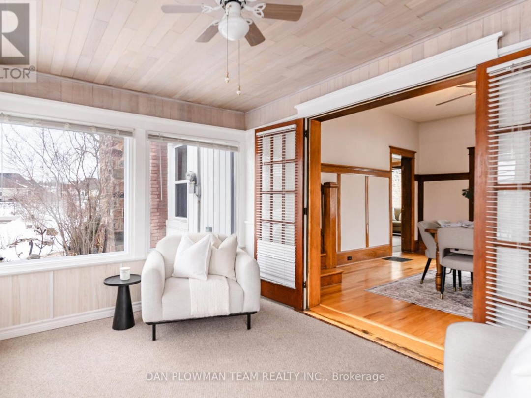 48 DUNN STREET, Kawartha Lakes (Bobcaygeon)