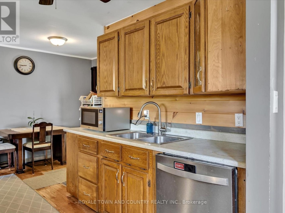 1042 TWEED DRIVE, Highlands East (Glamorgan)