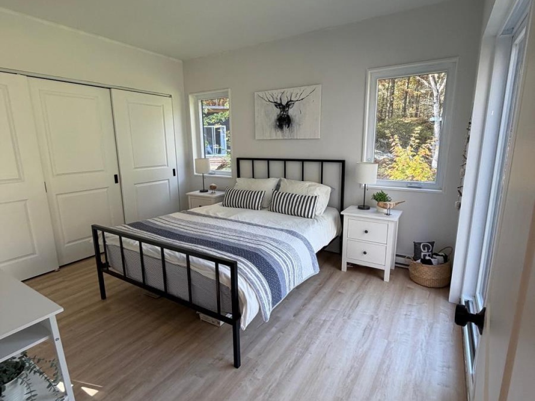 736 2190 ISLAND, Georgian Bay