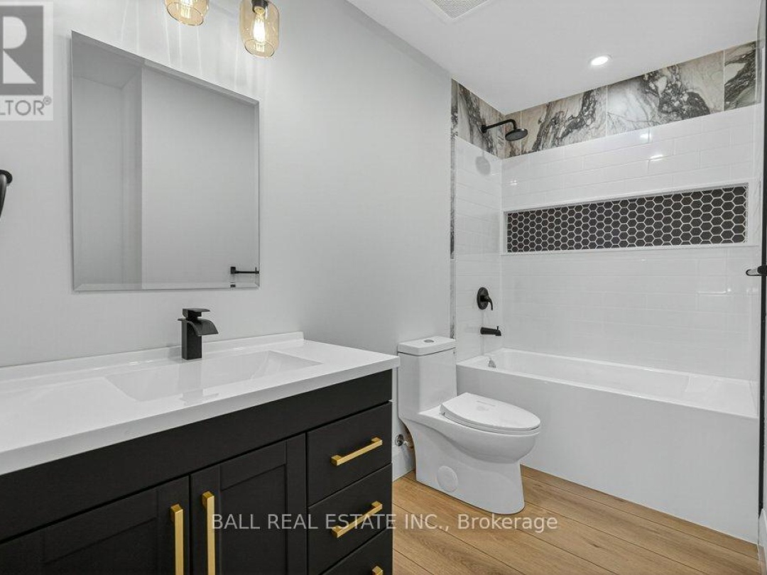 73 LAKEVIEW CRESCENT, Pigeon Lake