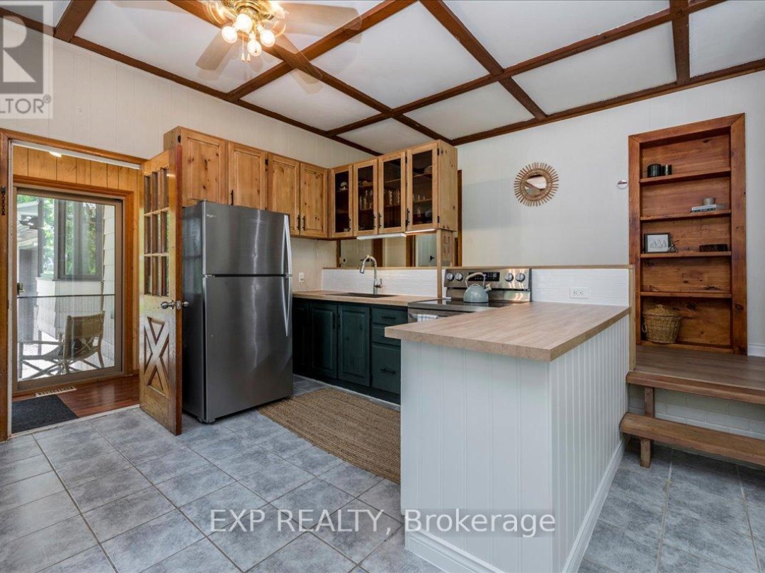 1867 FRASERBURG ROAD, Mckay Lake