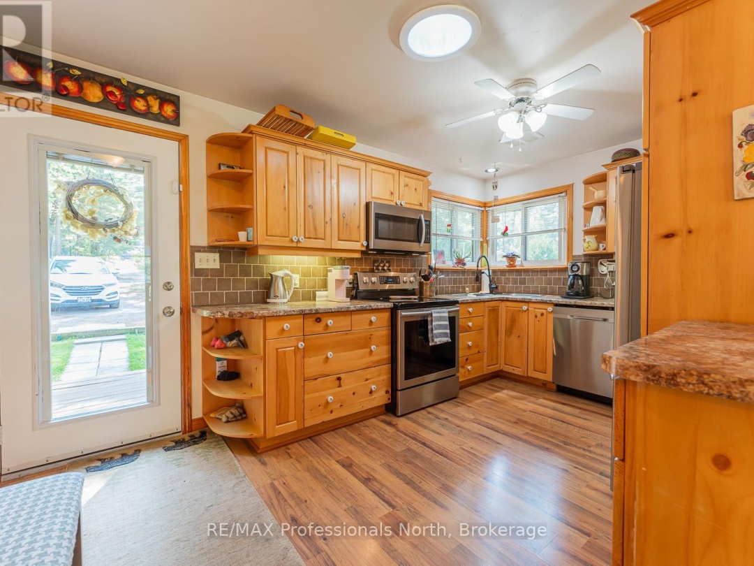 1029 LOYALIST DRIVE, 