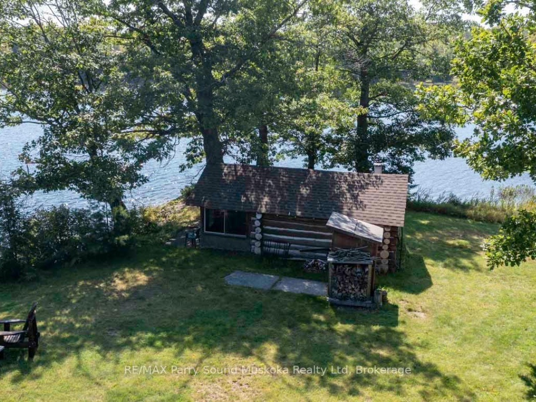 122 GREY OWL ROAD, 