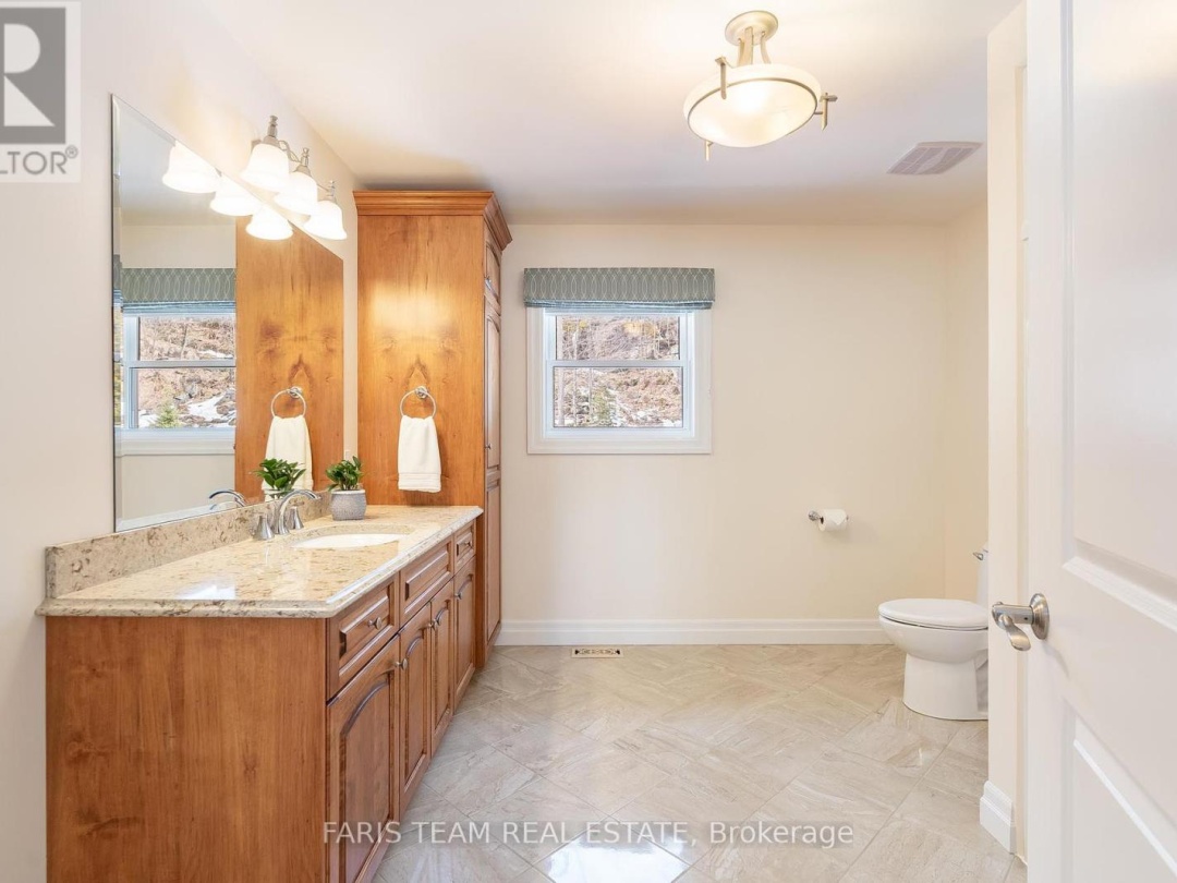 156 Deerfoot Trail, Huntsville (Brunel)