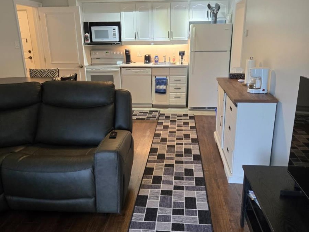 15 - 60 LAGUNA PARKWAY, 