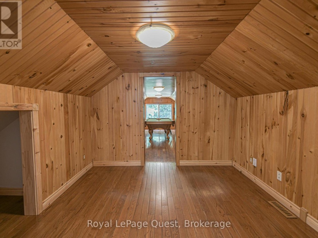 1046 SOUTHWOOD ROAD, 