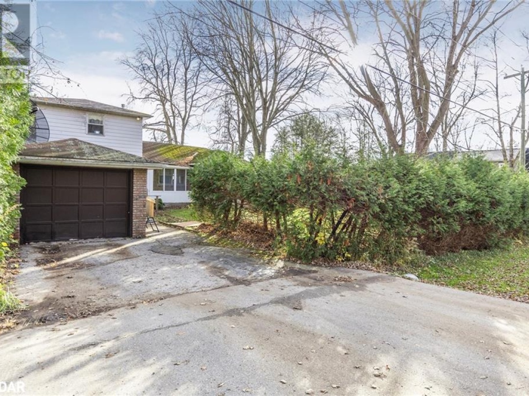 769 Woodland Drive, Lake Simcoe