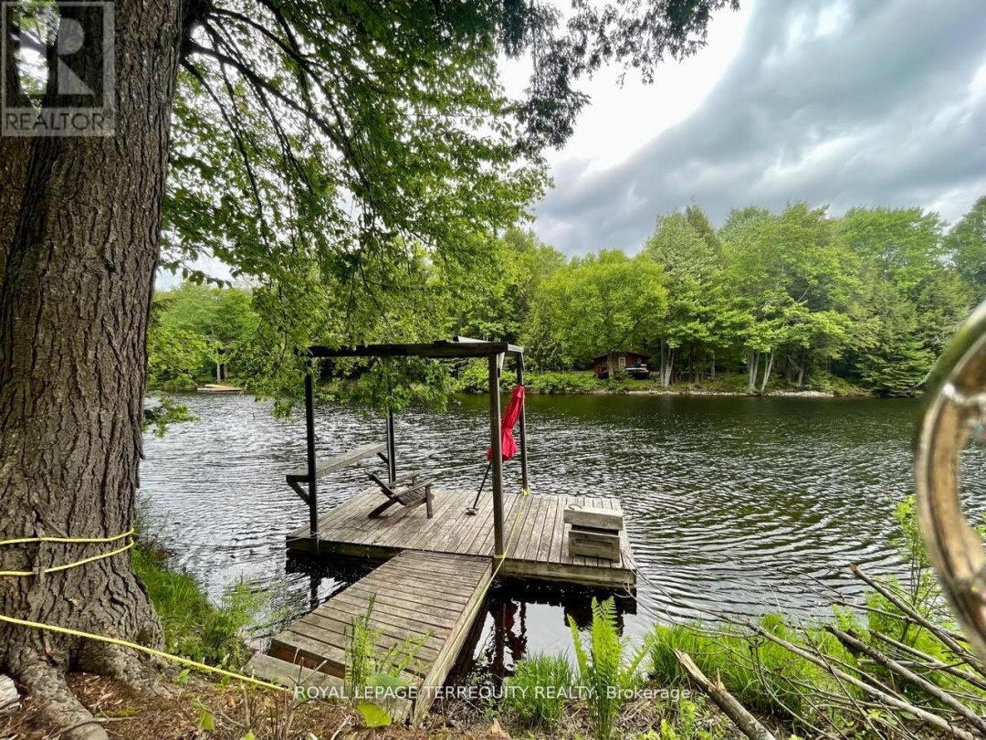 1143 SHERWOOD FOREST ROAD, Muskoka River