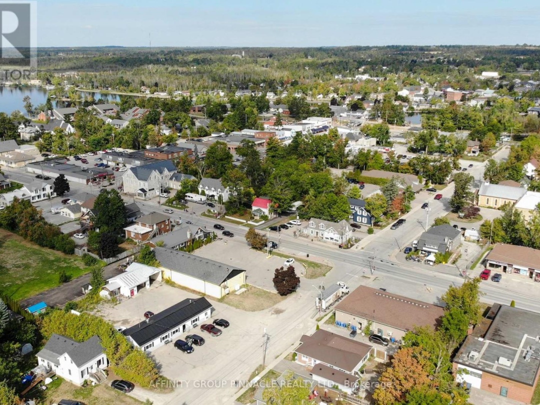 74 WILLIAM STREET, Kawartha Lakes (Bobcaygeon)