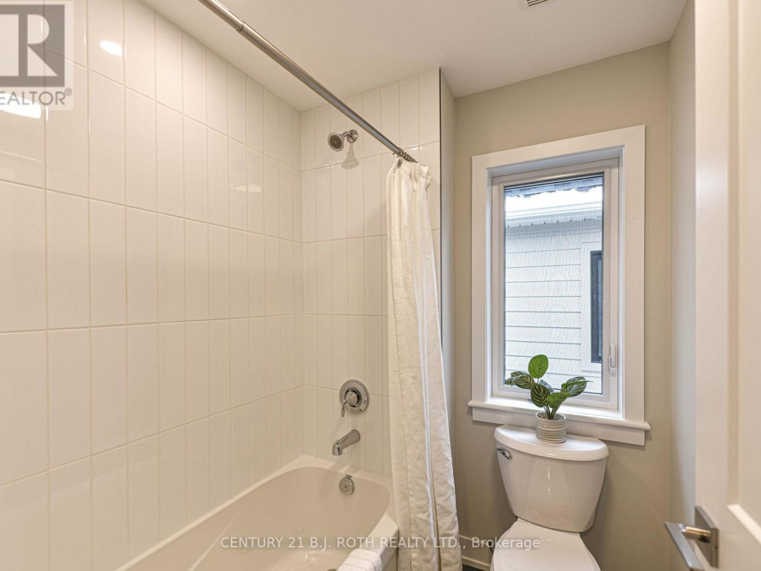 3199 ORION BOULEVARD, Orillia