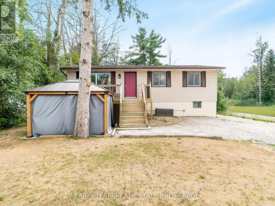 8304 COUNTY ROAD 169, 