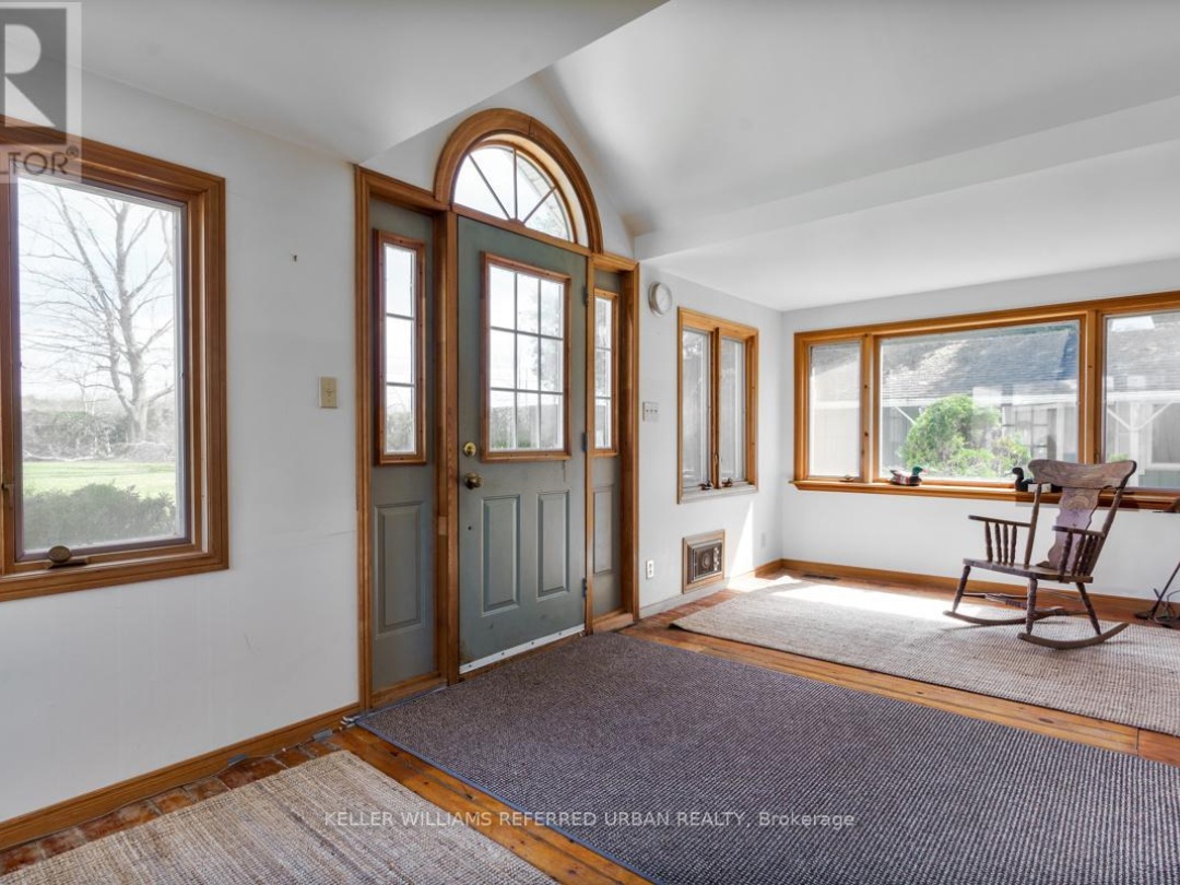 26950 Cedarhurst Beach Road, Lake Simcoe