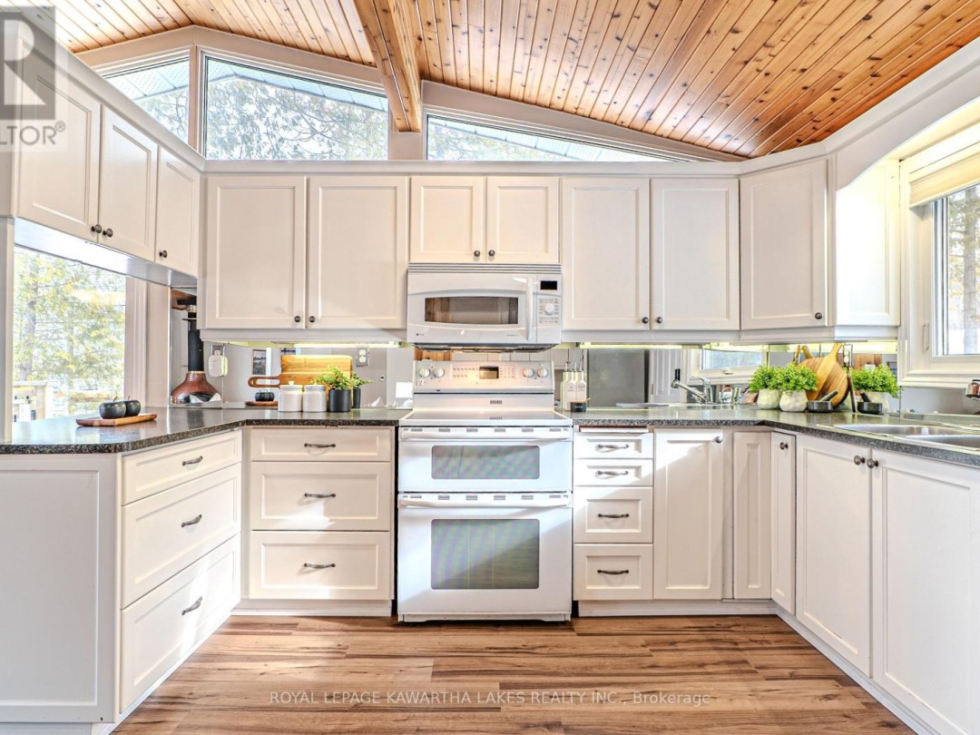 147 LIGHTNING POINT ROAD, Balsam Lake
