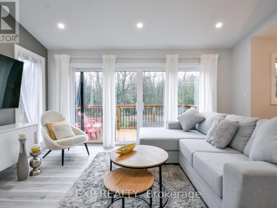 39 BECKETTS SIDE ROAD, Tay