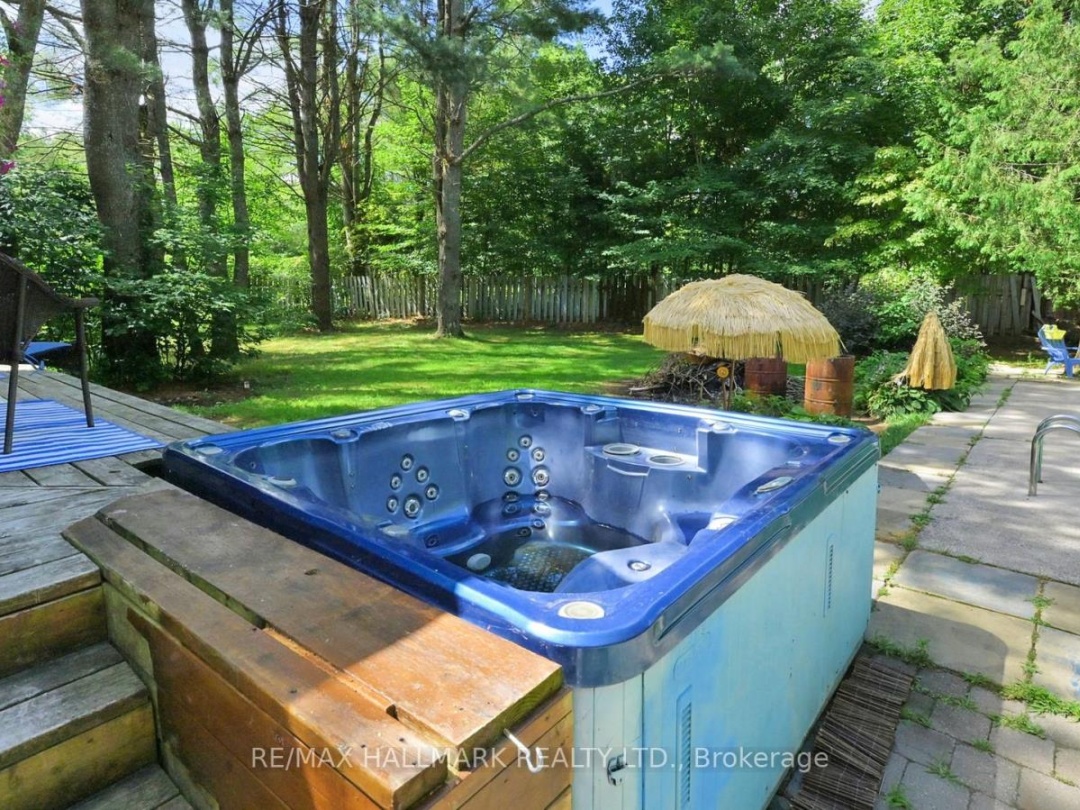 14 SELLENS AVENUE, Bracebridge (Macaulay)