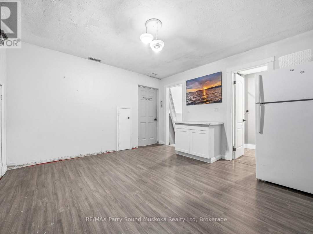 55 A CASCADE STREET E, Parry Sound