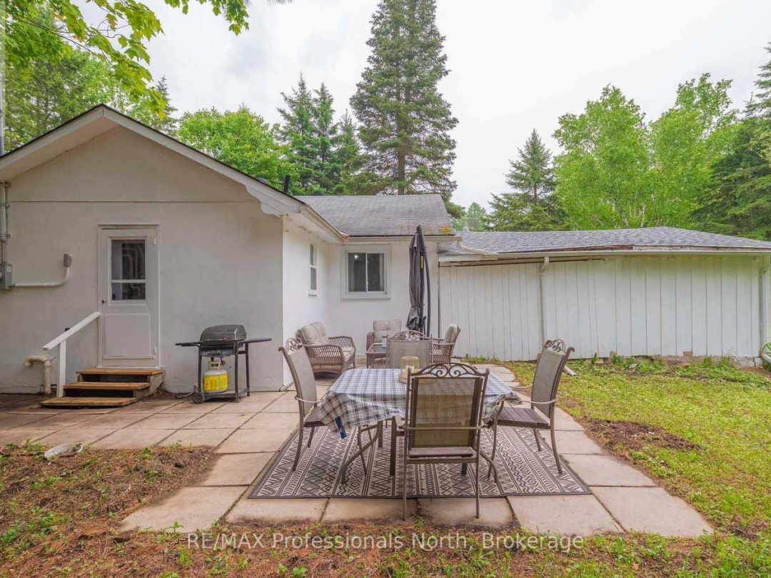 7 STOUFFER STREET, Minden Hills (Minden)