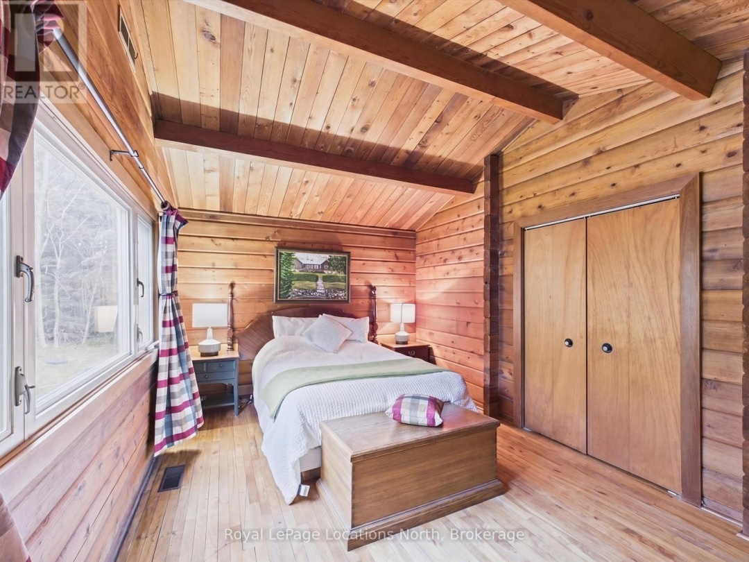 1027 SCOTT LANE, Oxbow Lake