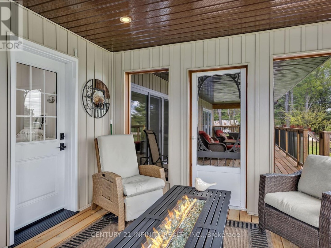 240 Burnt River Road, Kawartha Lakes (Somerville)