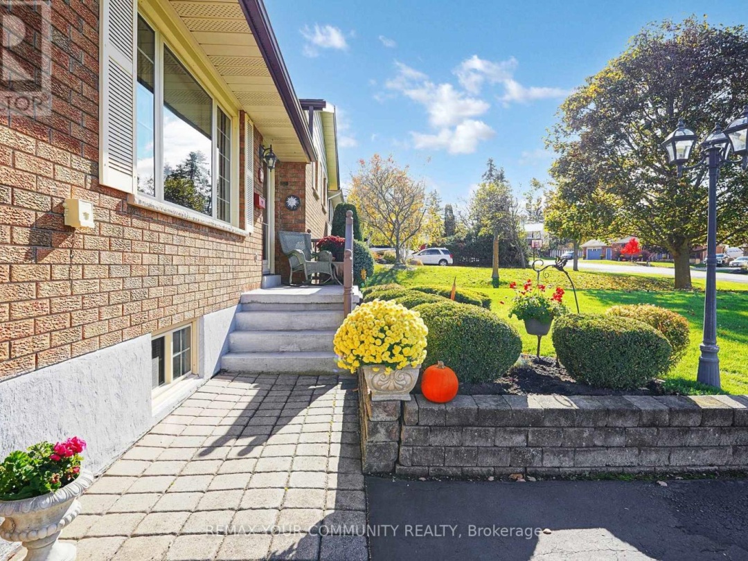 30 GRANT DRIVE, Kawartha Lakes (Oakwood)