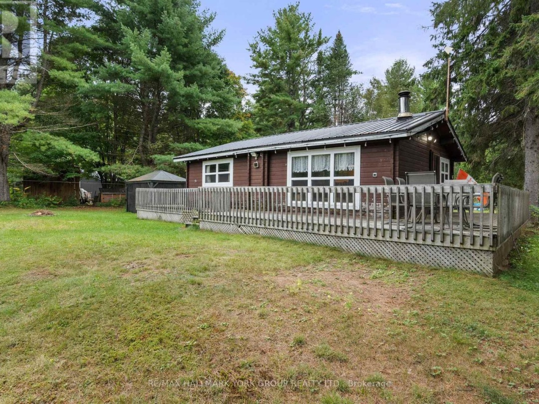 1042 Goadsby Trail, Burnt Lake