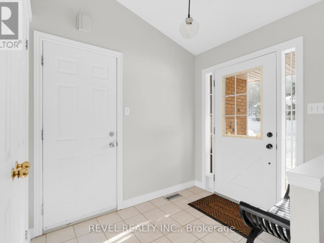 32 HICKORY LANE, Oro-Medonte (Sugarbush)