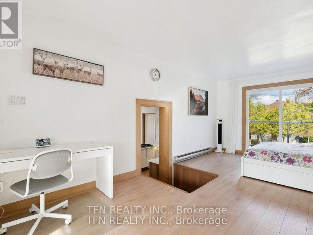 12 SCHOONER LANE, Tay