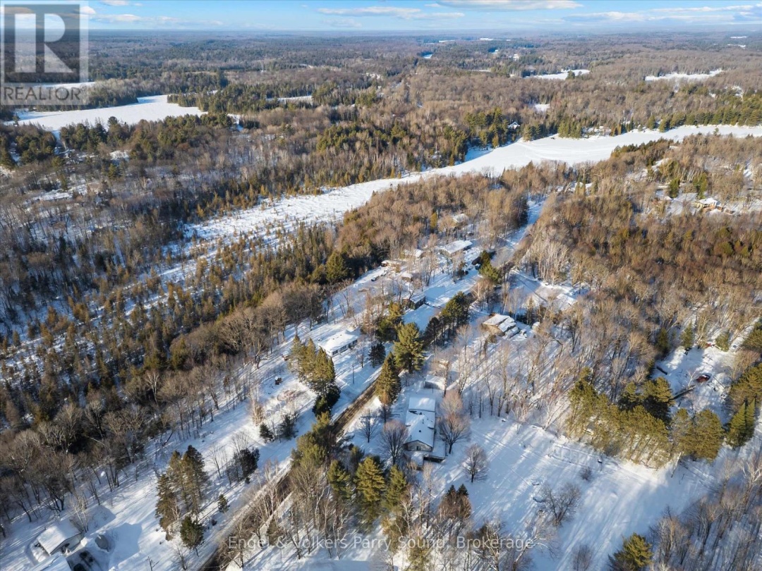 40 MILLER DRIVE, McDougall