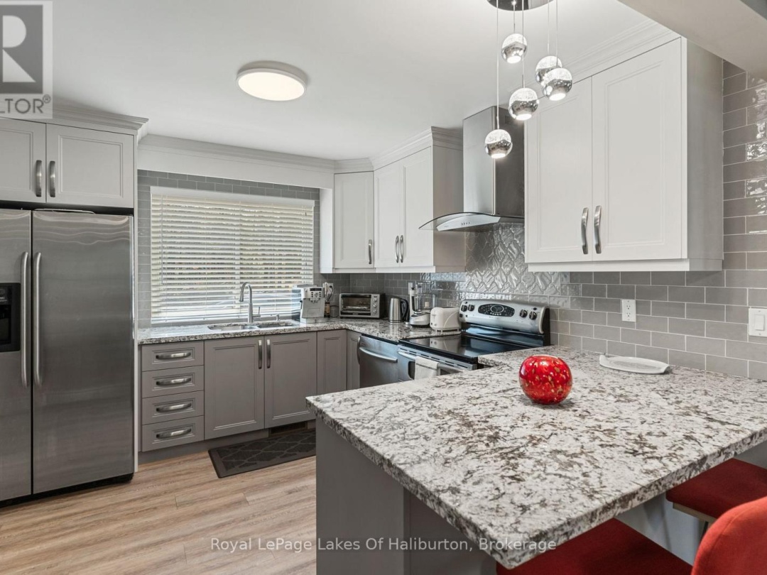 1033 BAYBERRY LANE, Irondale River