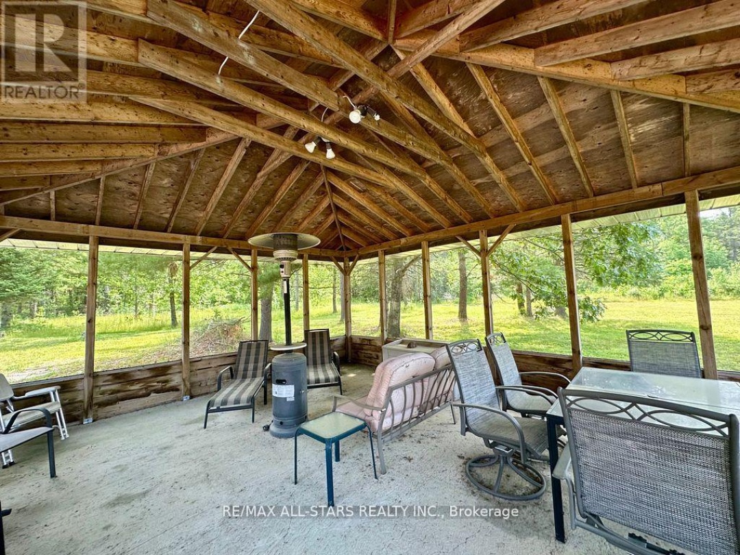 380 LEDGE ROAD, Trent Lakes