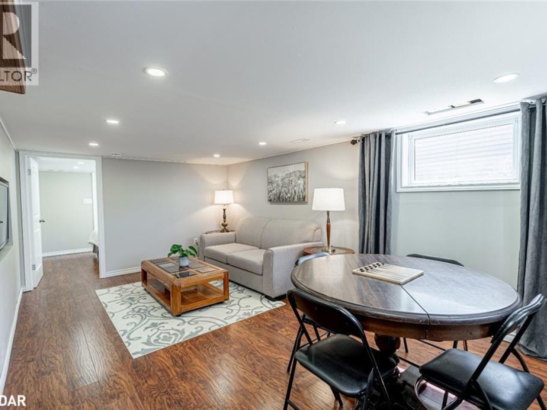 185 AVERY POINT Road, 