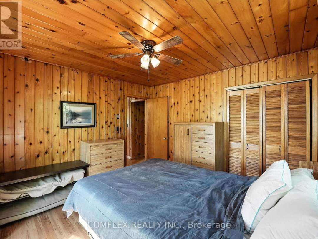 633 GRAND ISLAND, 
