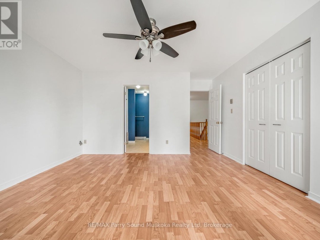 18 GEORGIAN BAY AVENUE, Parry Sound