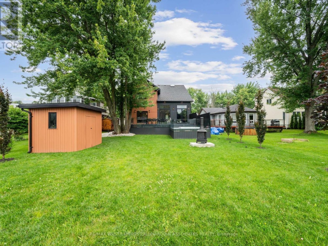 36 SIMCOE ROAD, Lake Simcoe