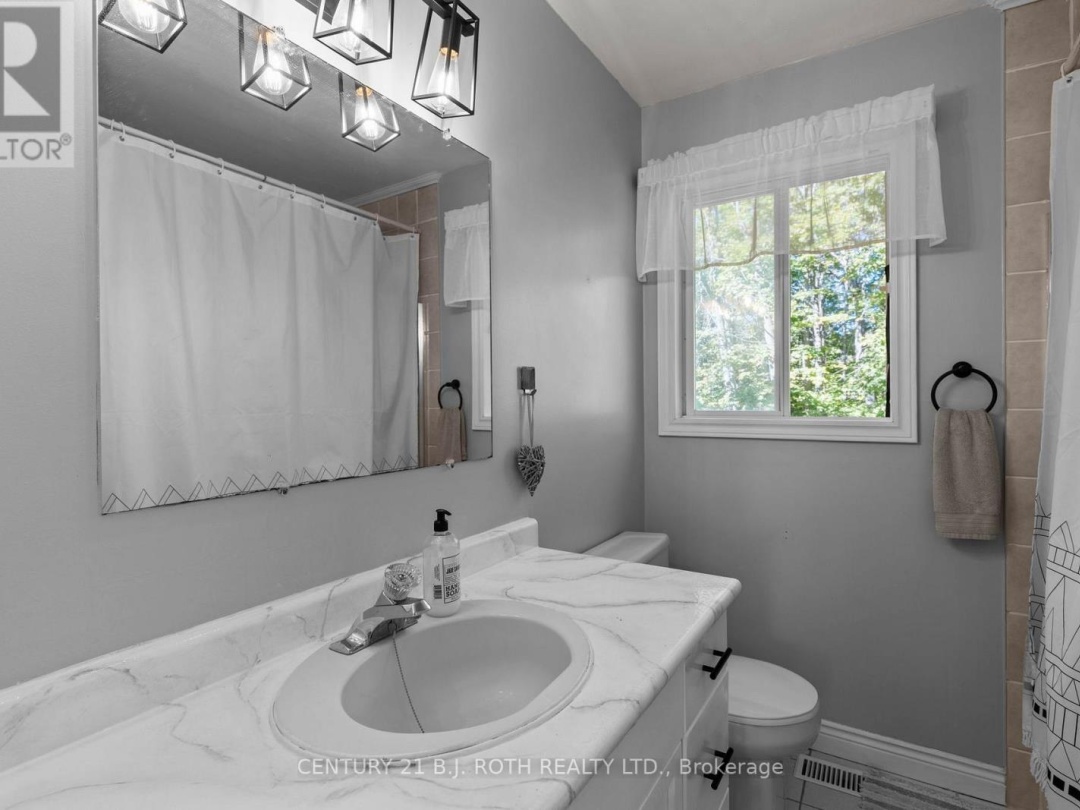 53 SLALOM DRIVE, Oro-Medonte (Moonstone)