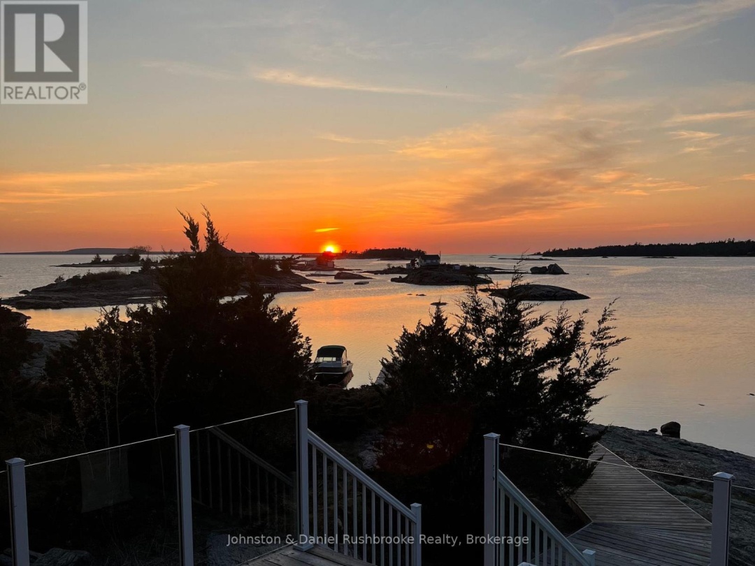 2 ISLAND 1210, Georgian Bay