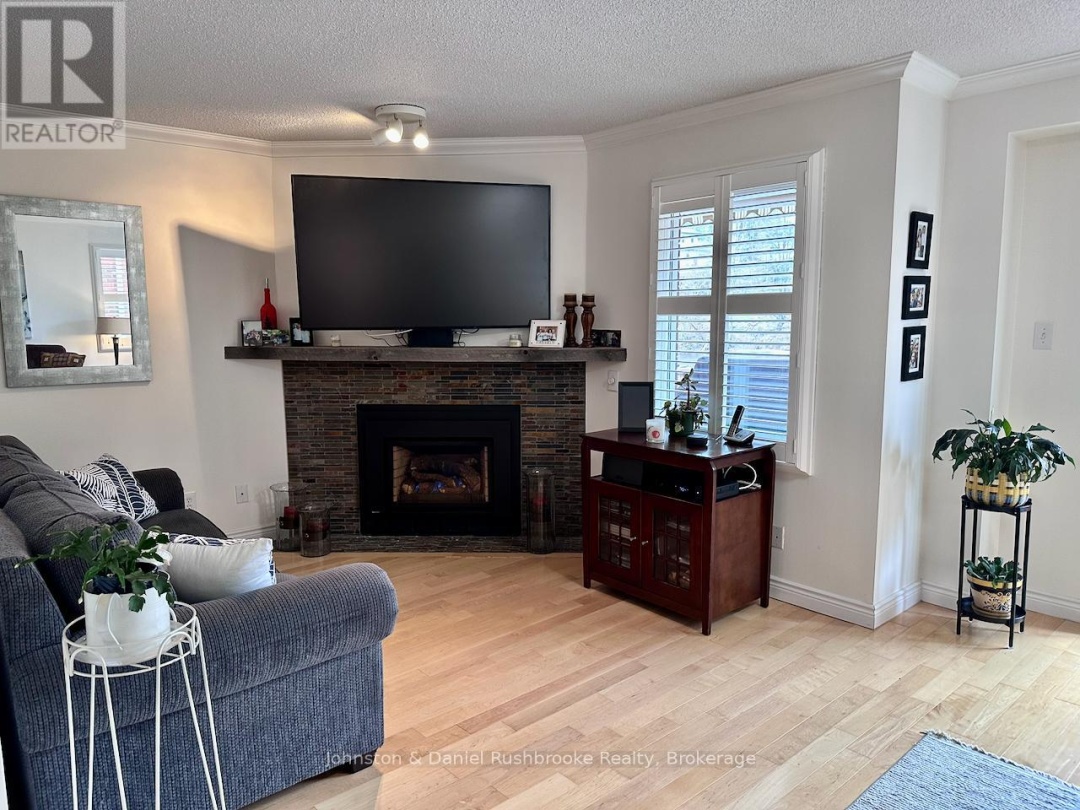 39 SHORELINE DRIVE, Muskoka River