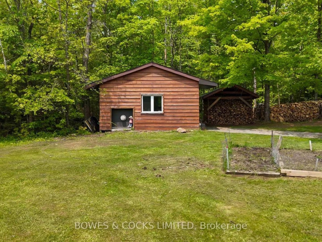 2070 FORTESQUE LAKE ROAD, Highlands East (Glamorgan)