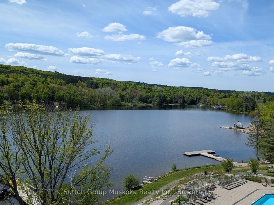 423 - 25 PEN LAKE POINT ROAD, Peninsula Lake