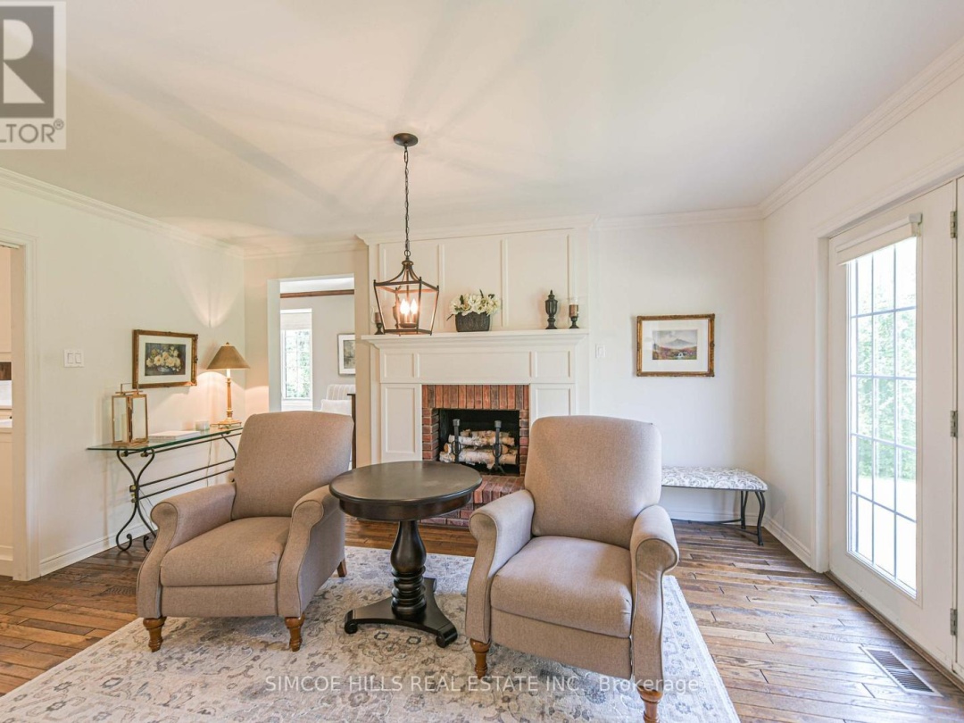 131 COURTLAND STREET, Ramara