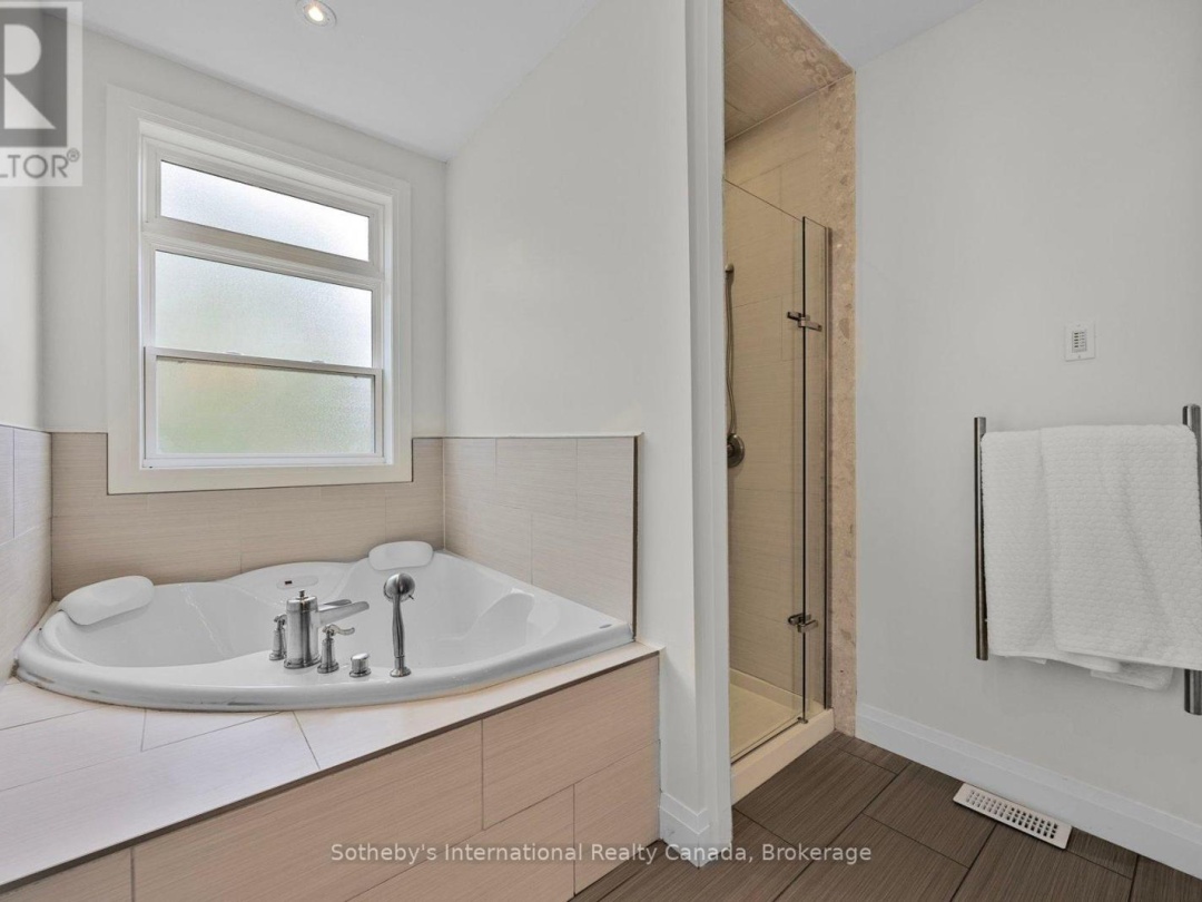 2 SWAN LANE, Tay (Port McNicoll)