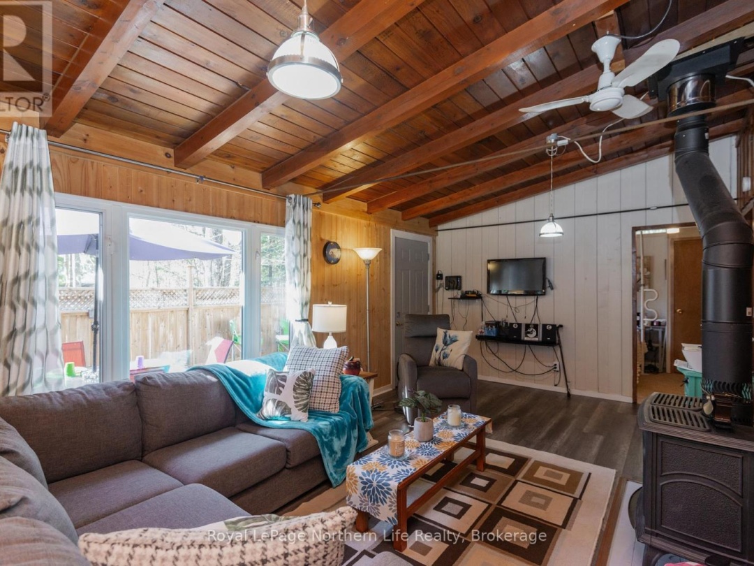35 BRENNAN CIRCLE, Lake Vernon