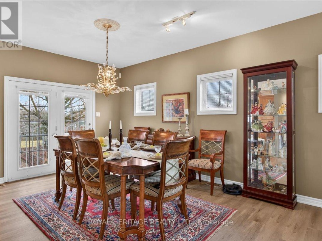 4 KENNEDY DRIVE, Kawartha Lakes (Fenelon Falls)