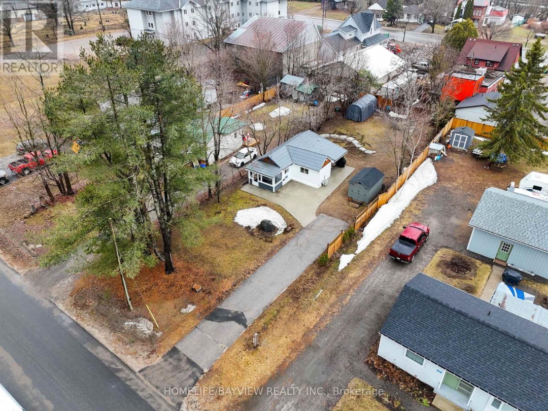 835 FIRST STREET S, Gravenhurst (Muskoka (S))