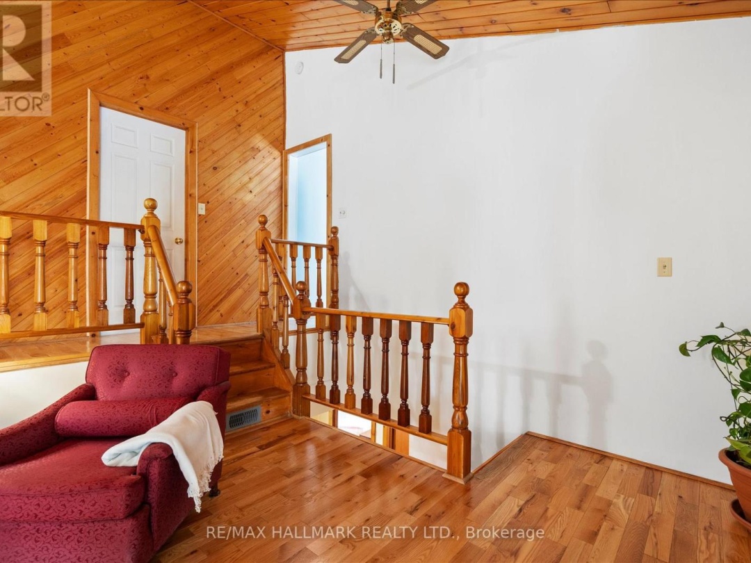 25 LITTLE SILVER LAKE WAY, Little Silver Lake