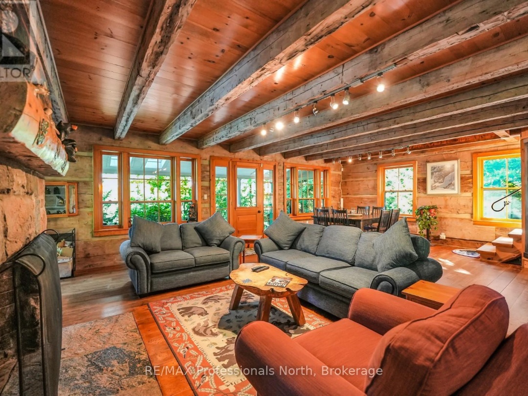 2682 WILKINSON ROAD, Kennisis Lake